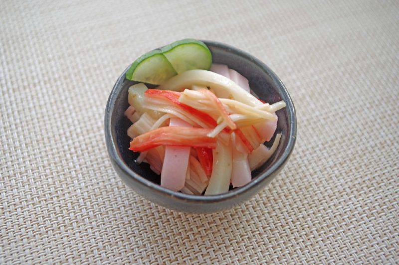 かまぼこユッケ